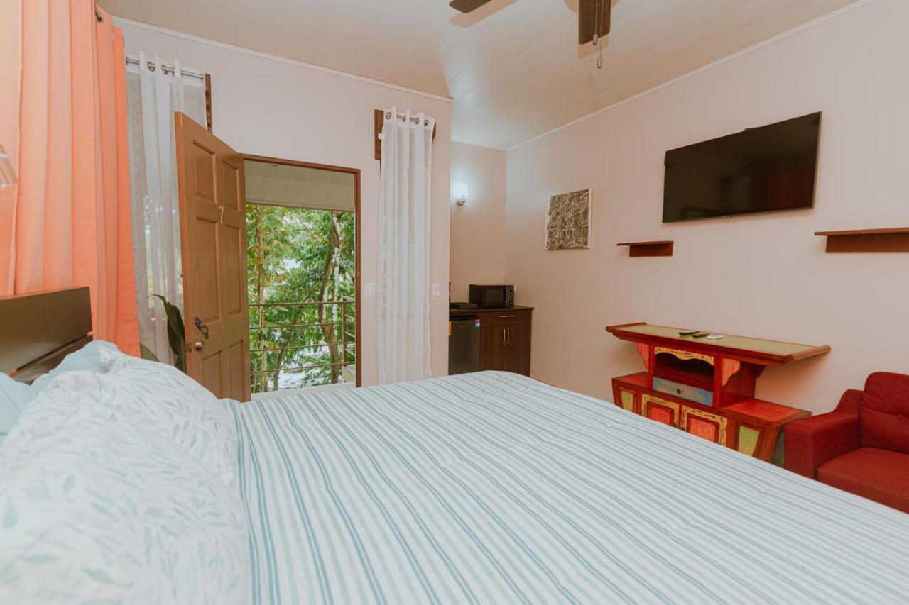 Oasis Diverse Adult Retreat Quepos Dış mekan fotoğraf