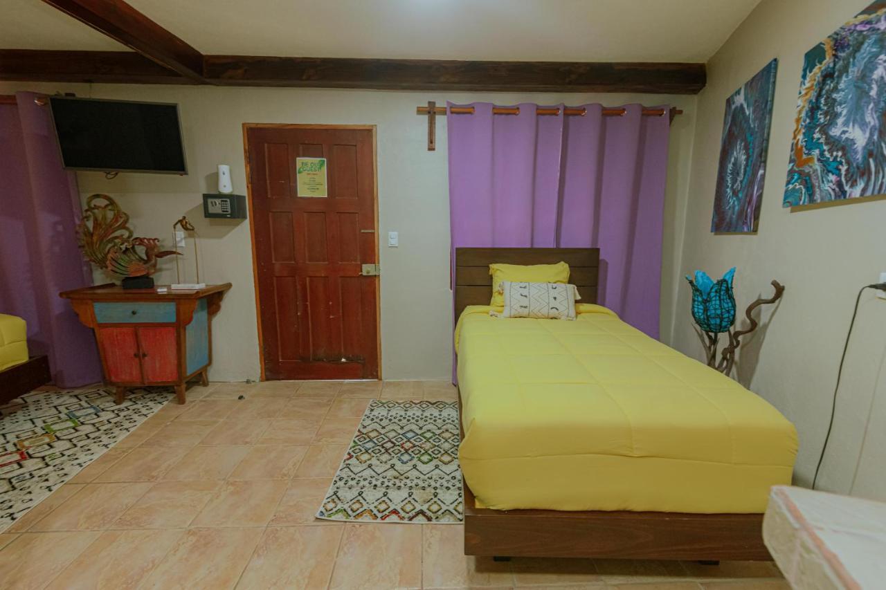 Oasis Diverse Adult Retreat Quepos Dış mekan fotoğraf